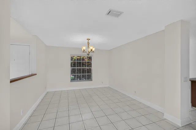 Residence photo 18