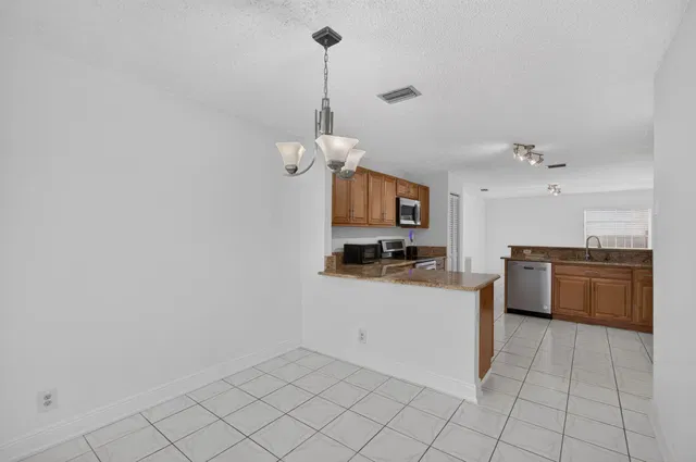 Residence photo 27