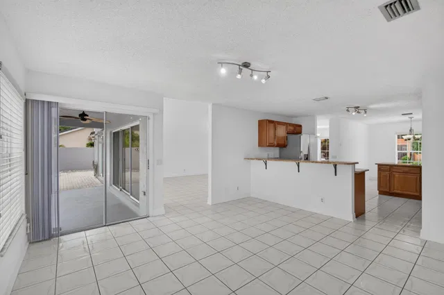 Residence photo 31