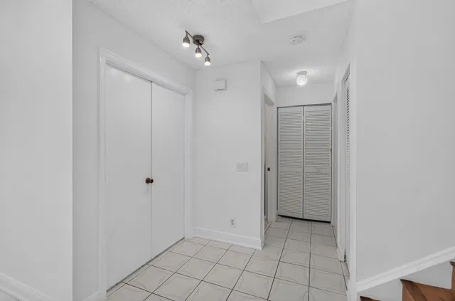 Residence photo 34
