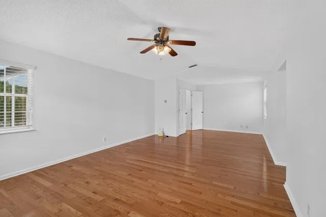 Residence photo 55