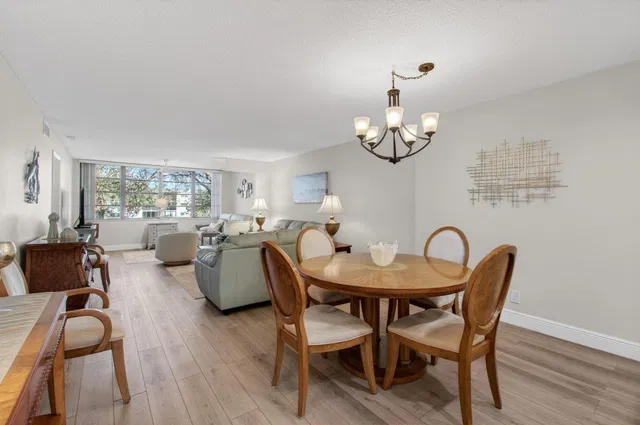 Unit 204 photo 6