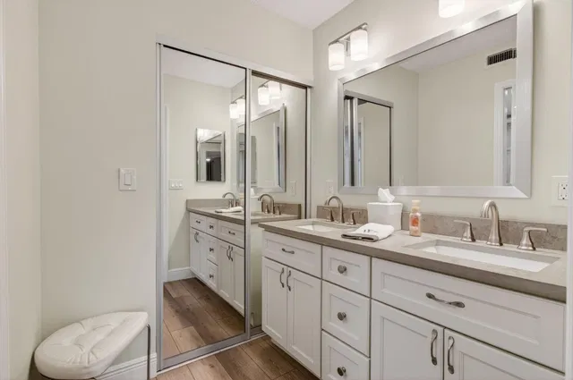 Unit 204 photo 33