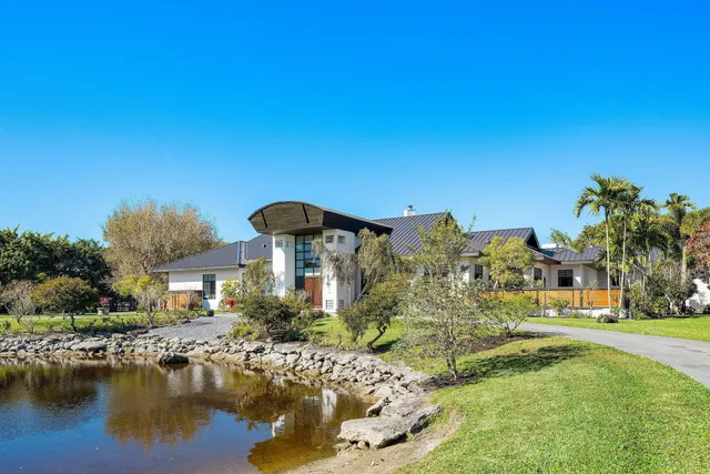 Residence photo 6