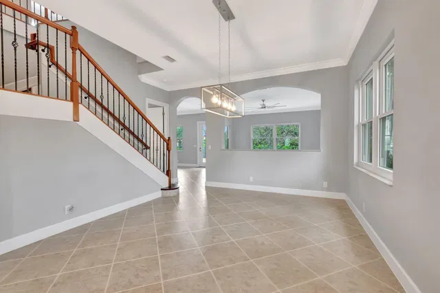Residence photo 6