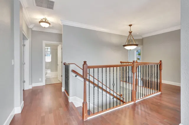 Residence photo 18