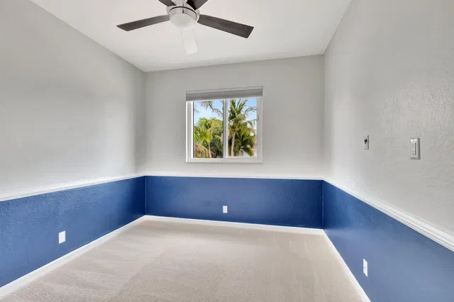 Residence photo 33