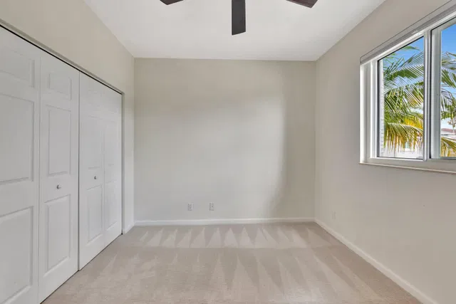 Residence photo 36