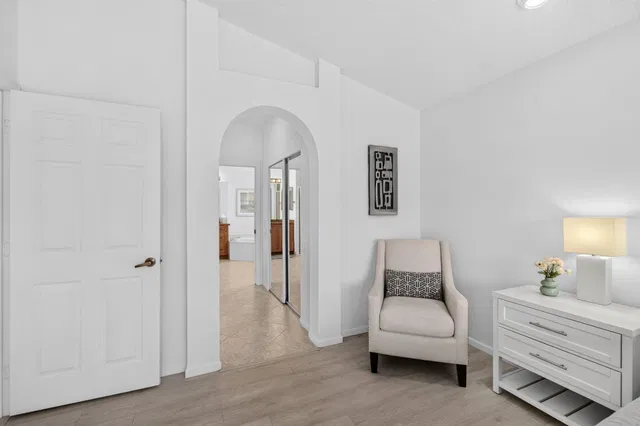 Residence photo 33