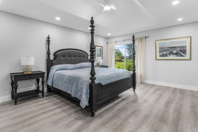 Eastpointe Country Club Residence photo 13