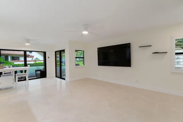 Residence photo 6