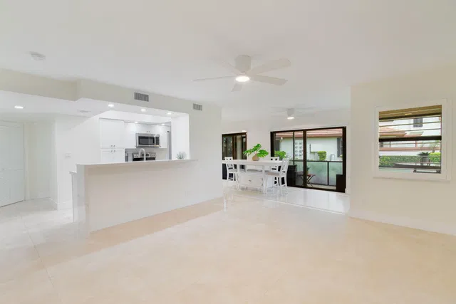 Residence photo 7