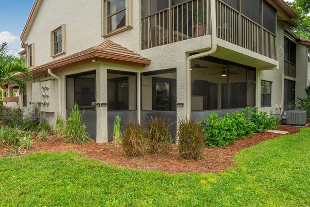 Residence photo 28