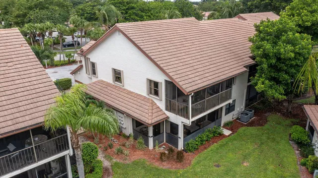Residence photo 36