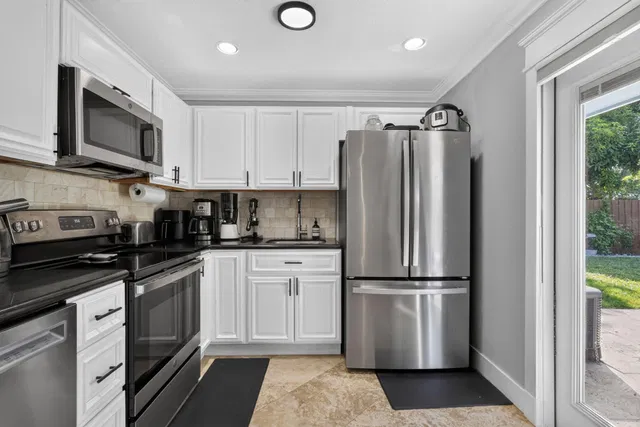 Residence photo 14