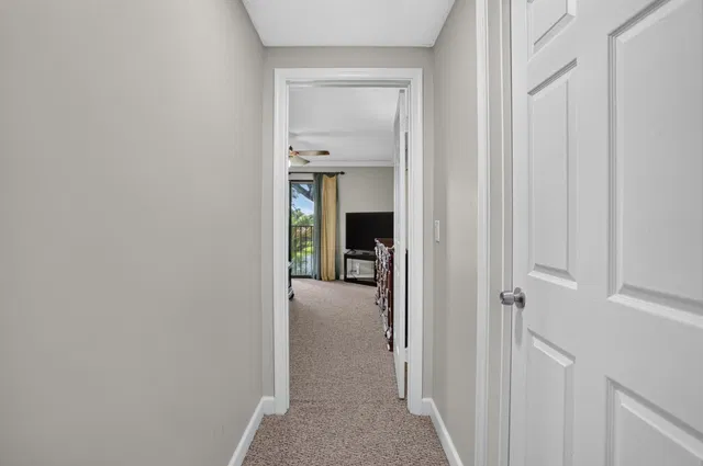 Unit 130 photo 33