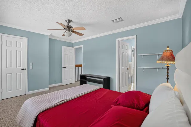 Unit 130 photo 39