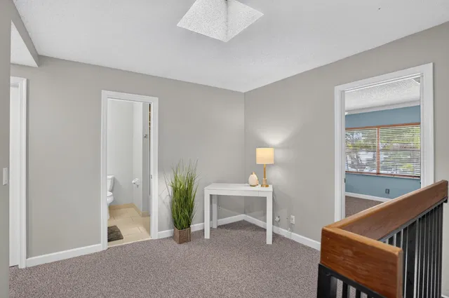 Unit 130 photo 43