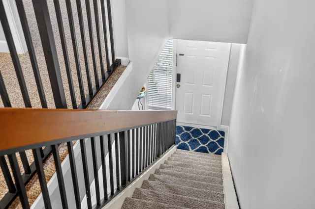 Unit 130 photo 44