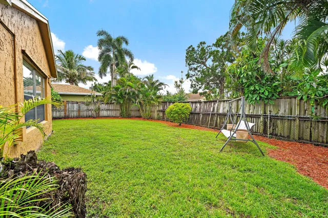 Residence photo 14