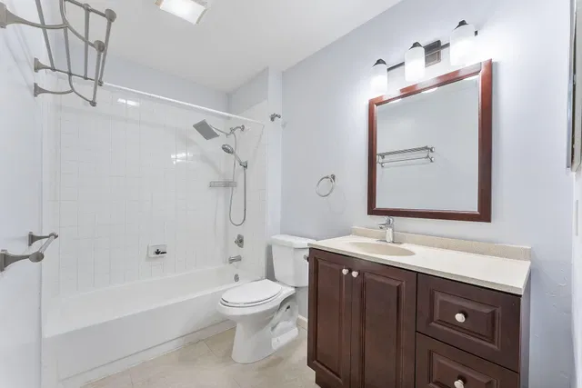 Unit 2314B photo 28