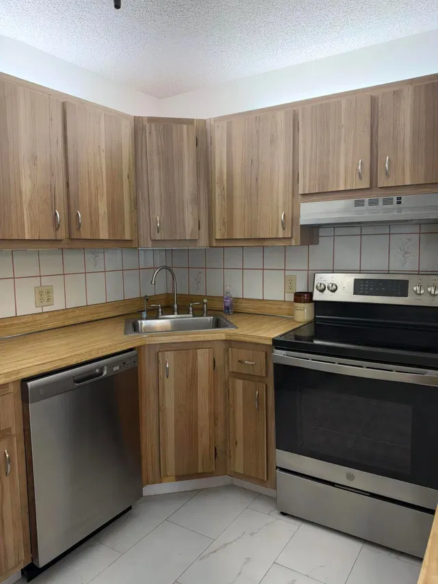 Unit C-1 photo 8
