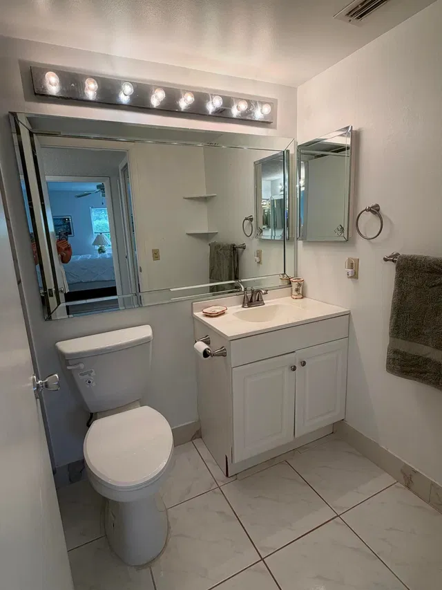 Unit C-1 photo 21