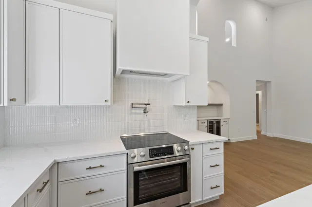 Residence photo 8