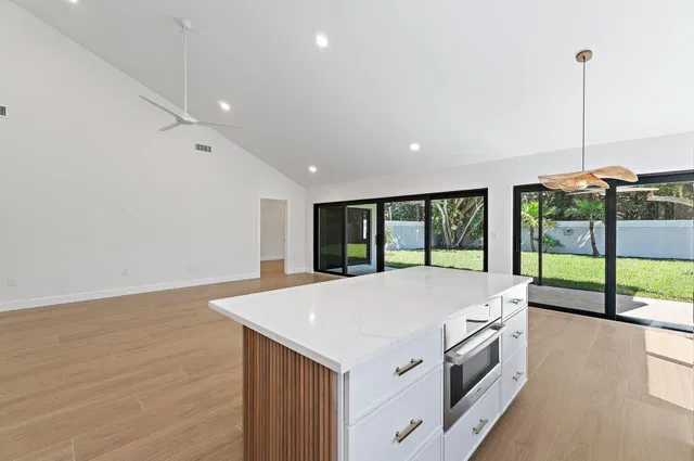 Residence photo 15