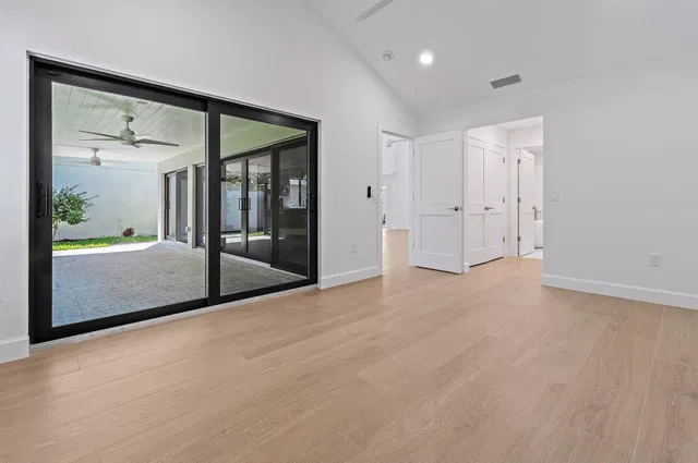 Residence photo 21
