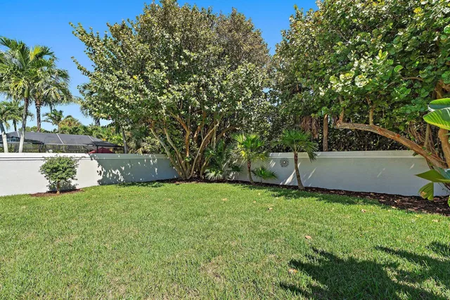 Residence photo 44