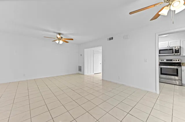 Residence photo 10