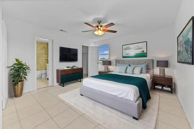 Residence photo 17