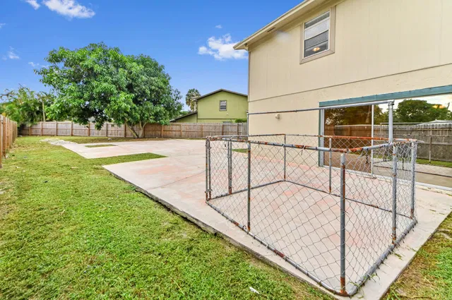 Residence photo 29