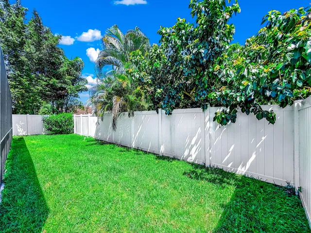 Residence photo 29