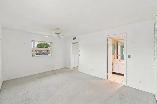 Residence photo 20