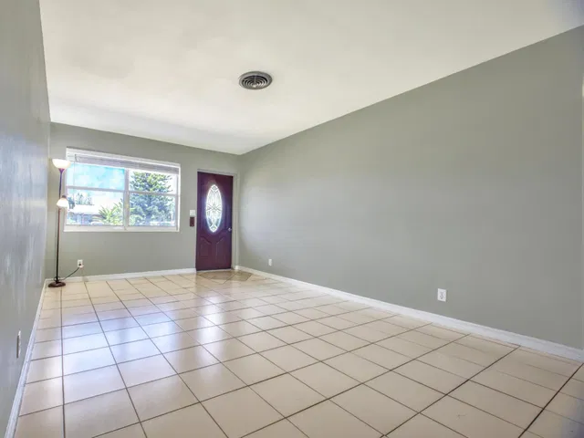 Residence photo 10