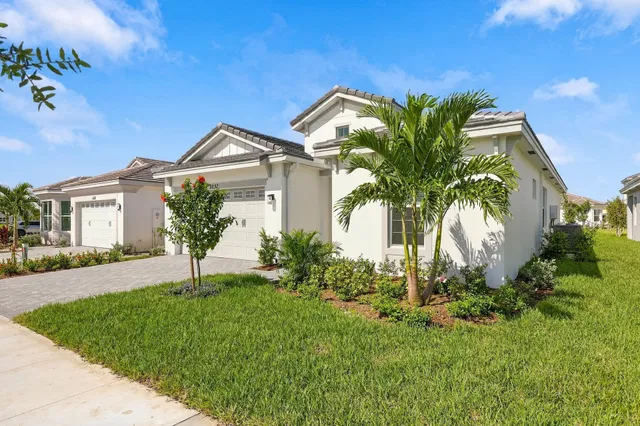 Residence photo 6