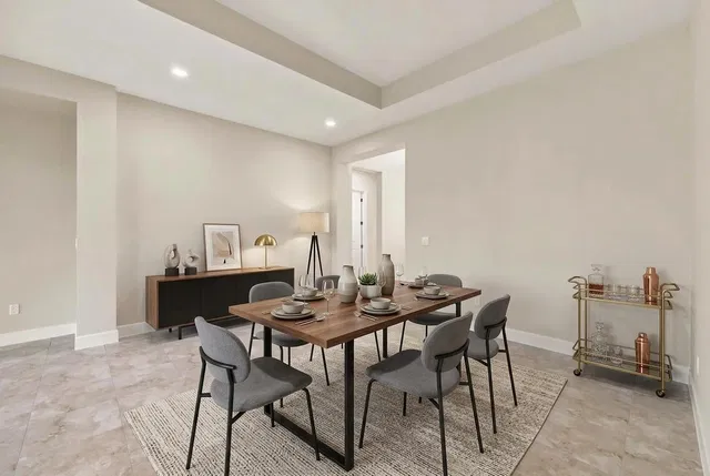 Residence photo 17