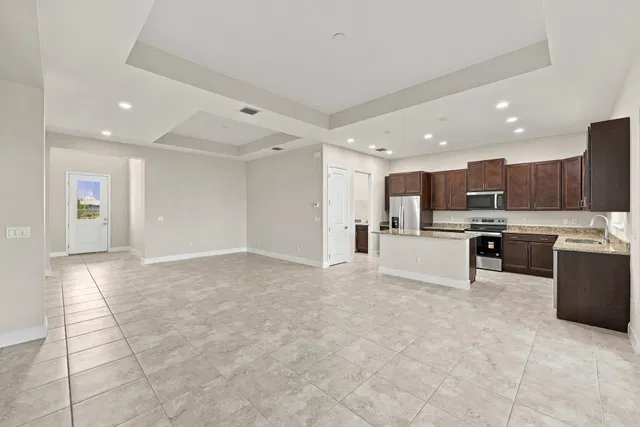 Residence photo 22