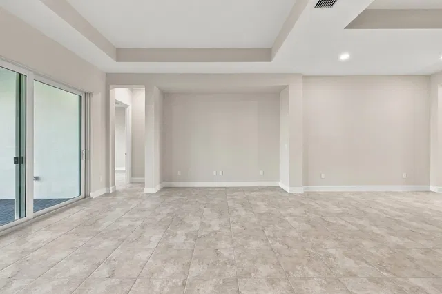 Residence photo 26