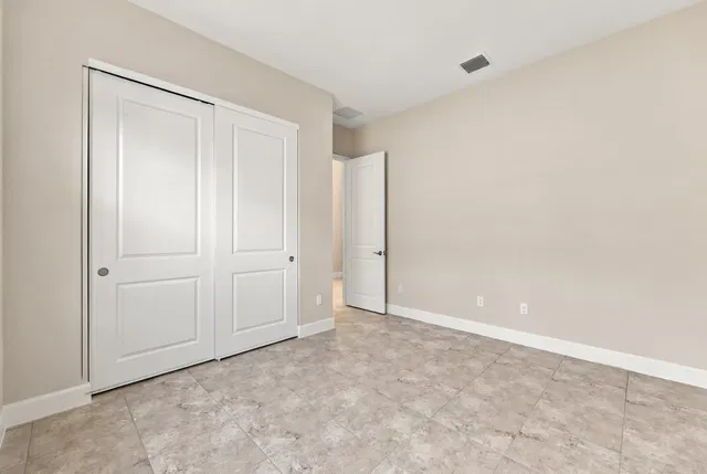 Residence photo 65