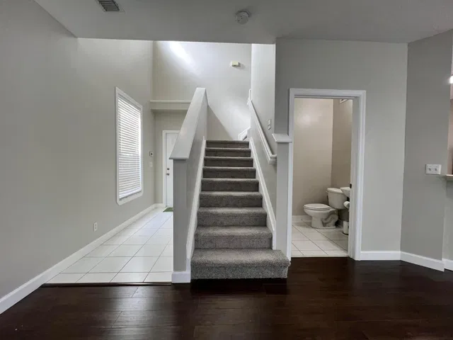 Residence photo 3