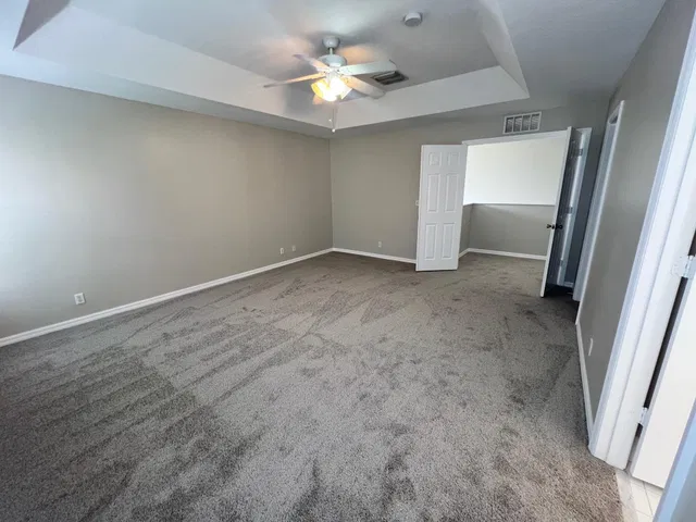 Residence photo 10