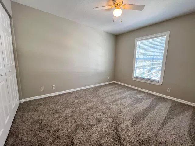 Residence photo 17