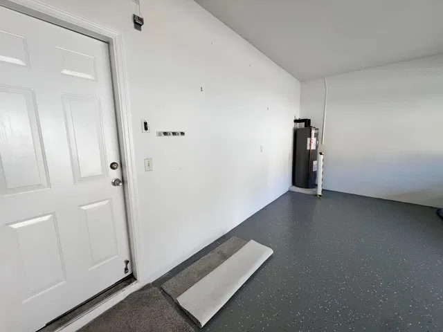 Residence photo 19