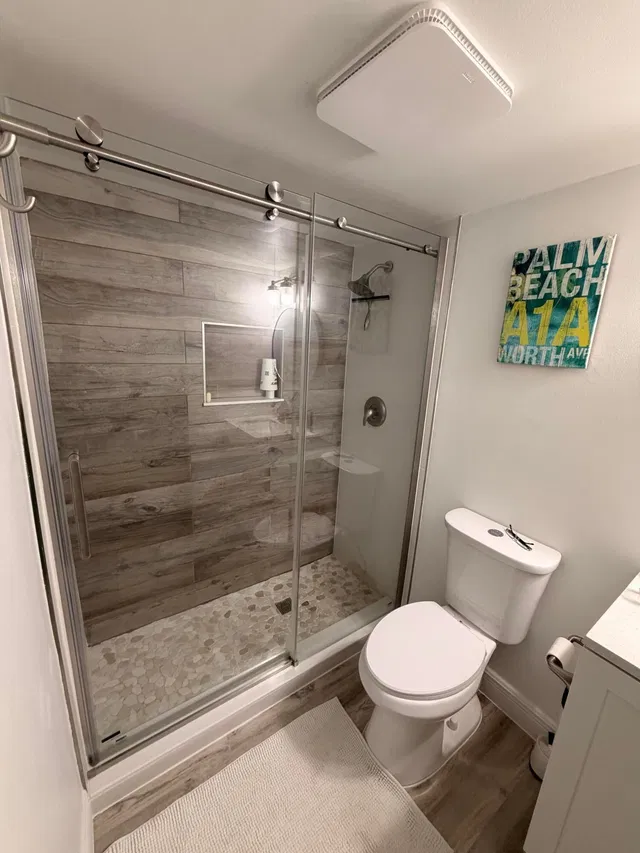 Unit 314 photo 8