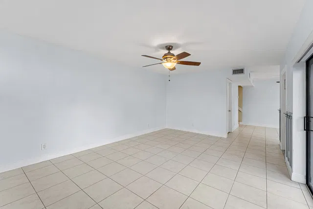 Residence photo 9