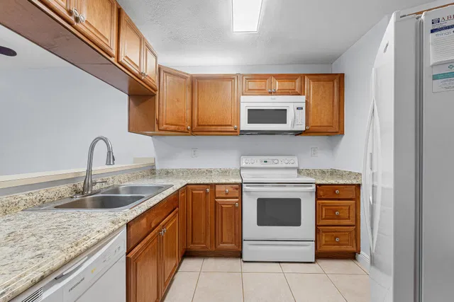 Residence photo 15