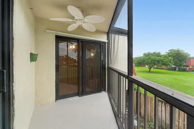 Residence photo 27